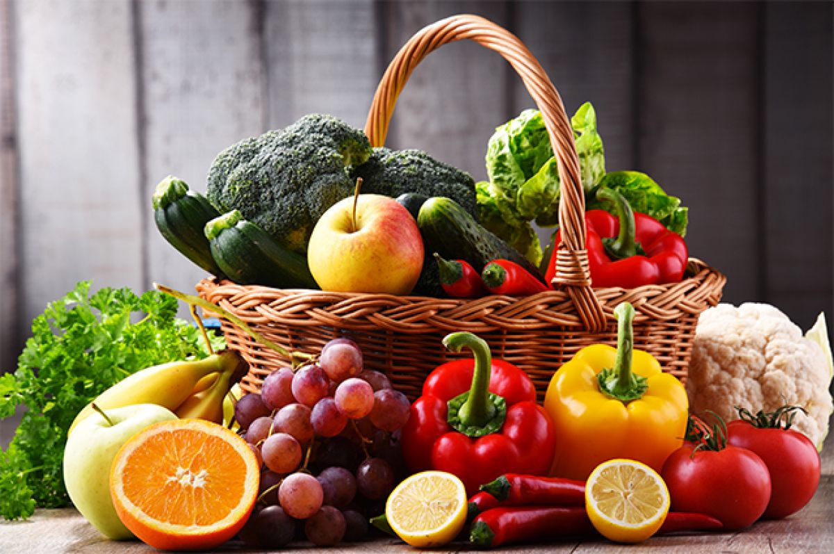 Какие продукты помогают пережить жару, рассказала алматинский врач