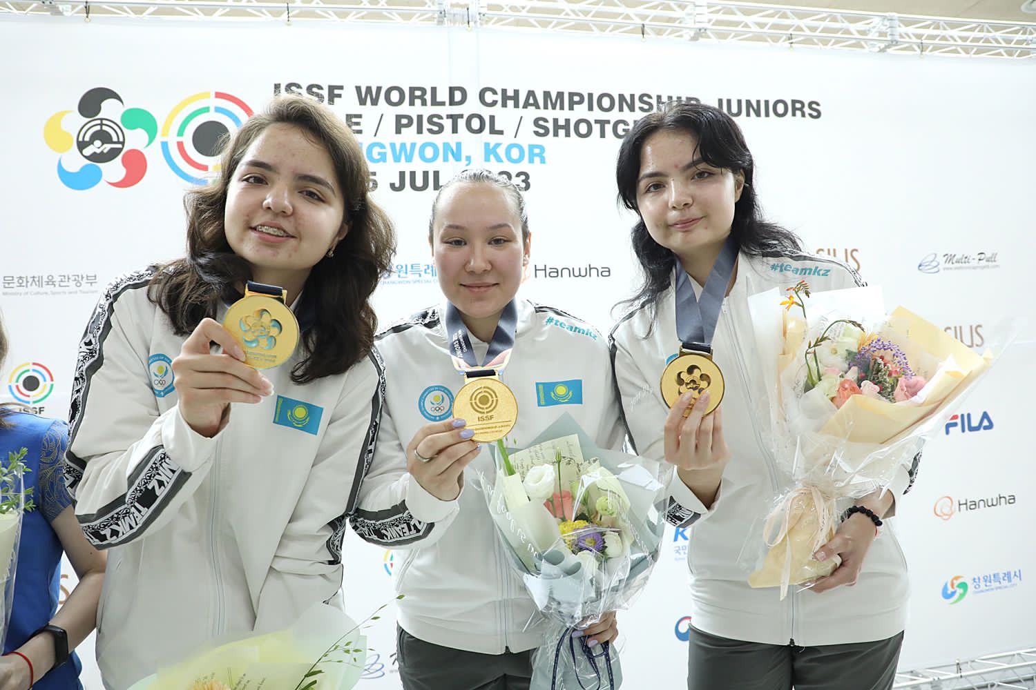 Сборная Казахстана завоевала очередные медали чемпионата мира по пулевой стрельбе среди юниоров