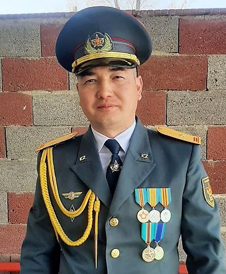 Ақсуда Қарулы күштердің әскери қызметшісі суға батып бара жатқан баланы құтқарды