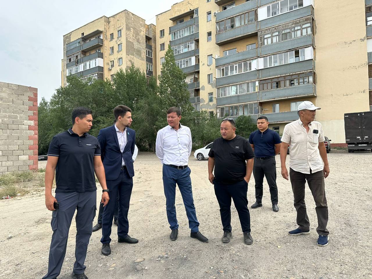 Депутаты маслихата и члены общественного совета приняли участие в работе по проверке качества дорог