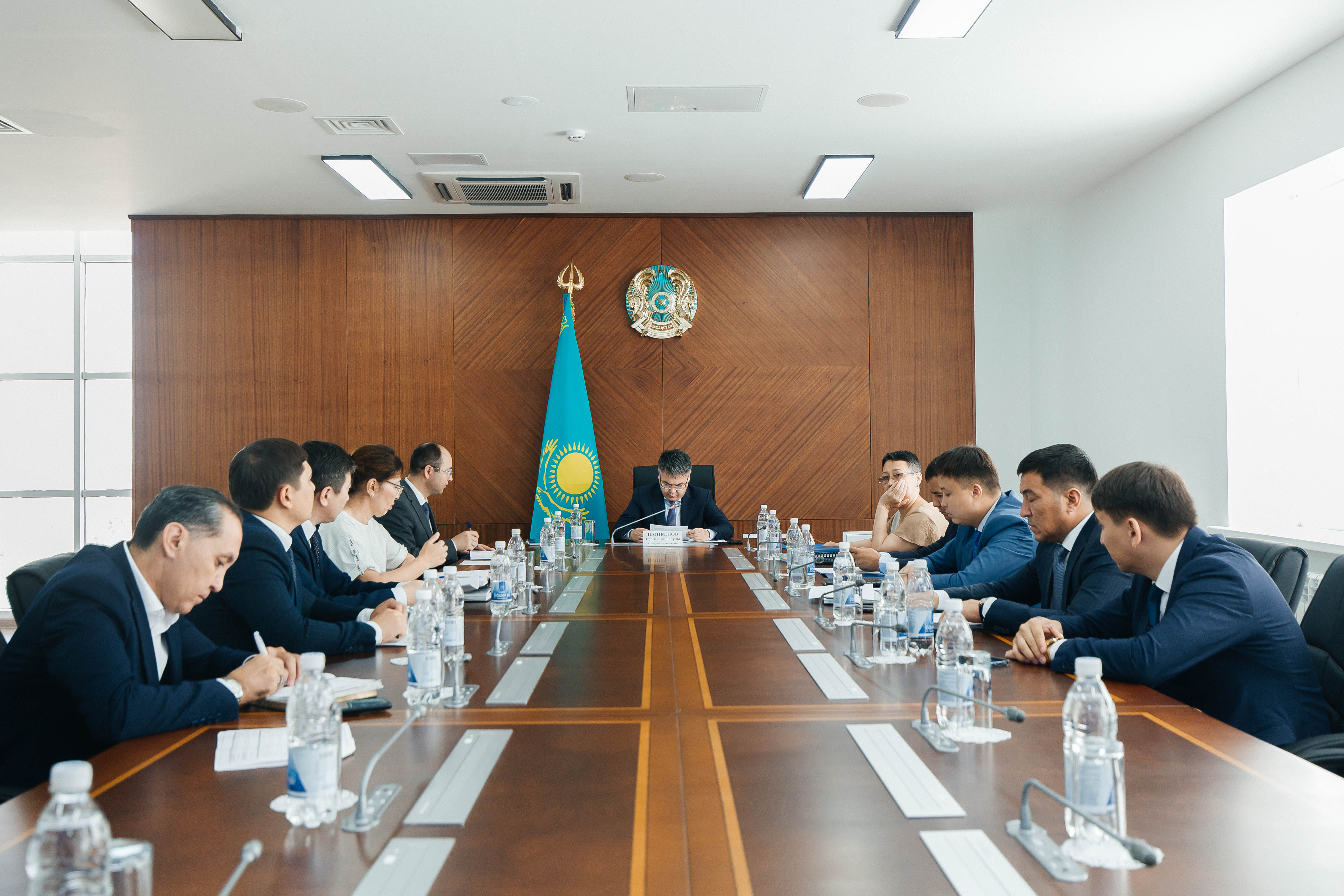 С. Шәпкенов: мектептерді күрделі жөндеу жұмыстарын кешіктірген мердігерлерге шара қолдану қажет