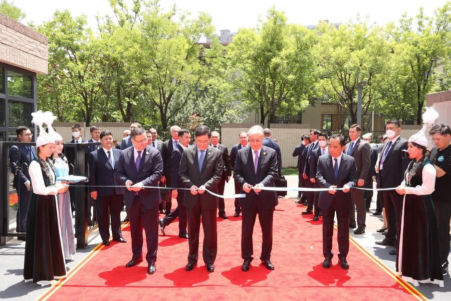 Президент открыл Генеральное консульство Казахстана в Сиане