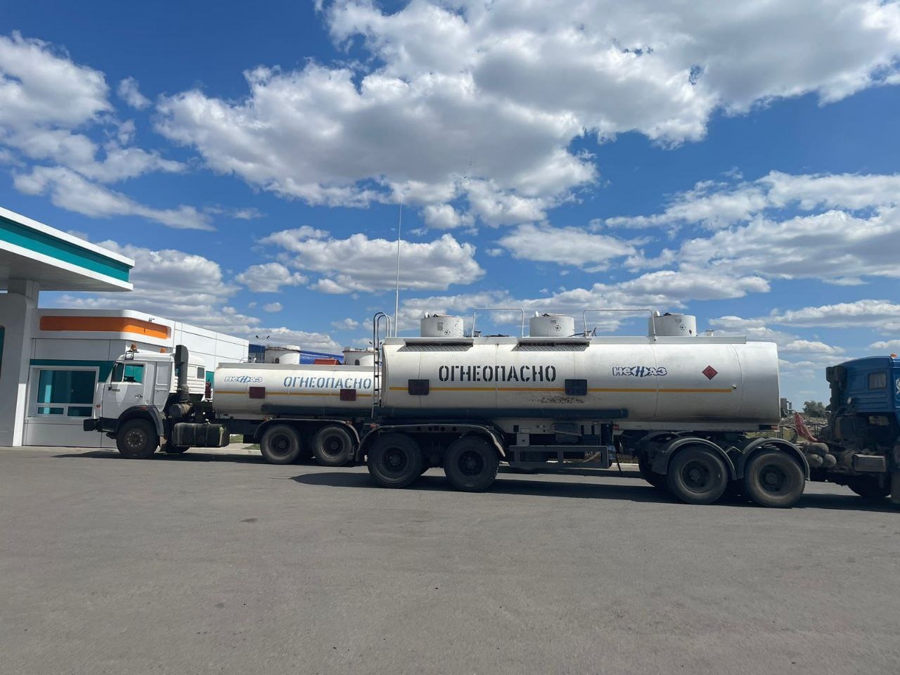 Около 38 тысяч литров незаконного оборота нефтепродуктов выявлено в столице