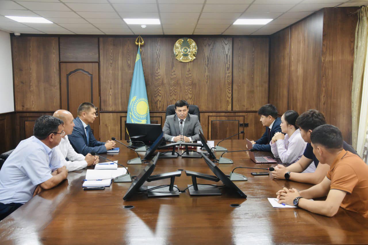 Порно фото секс үлкен сиськи шок