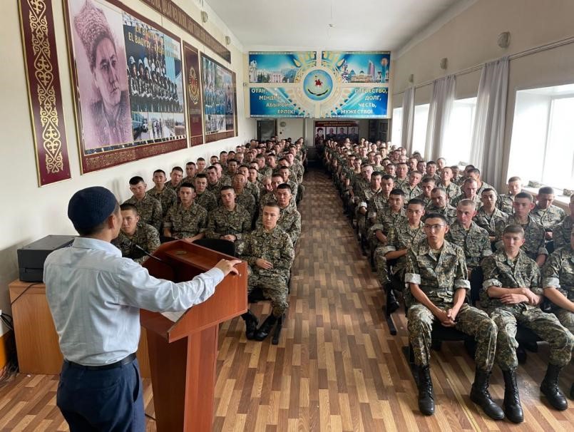 Эксперты: «Главная задача на сегодня - минимизировать риски попадания казахстанцев под влияние радикальной идеологии»