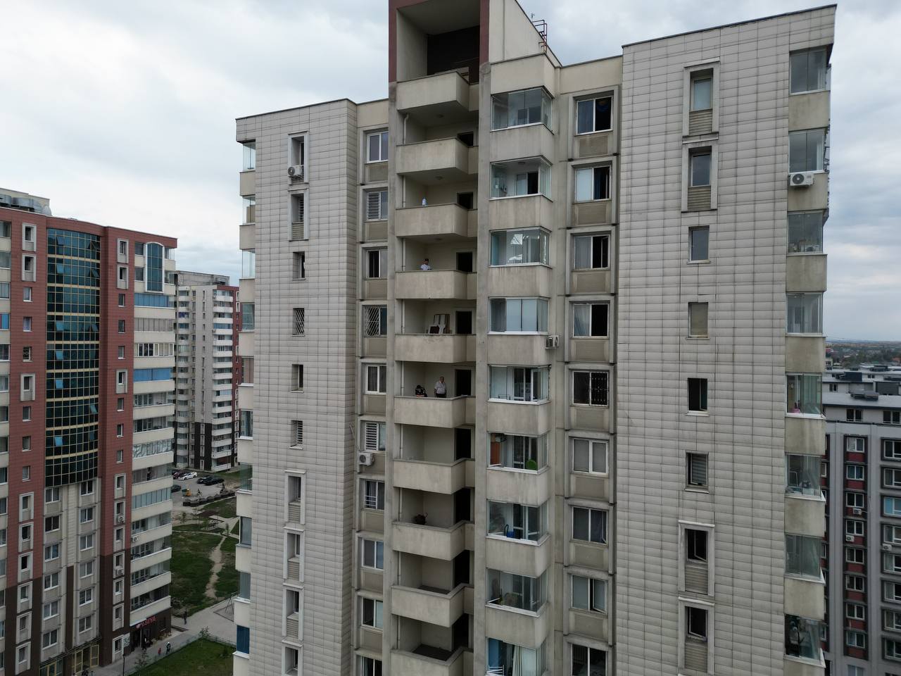 Алматы әкімдігі құрылыс салушымен бірлесіп «Ақкент» ТК тұрғындарына пәтерлерді қалпына келтіруде қолдау шараларын көрсетеді