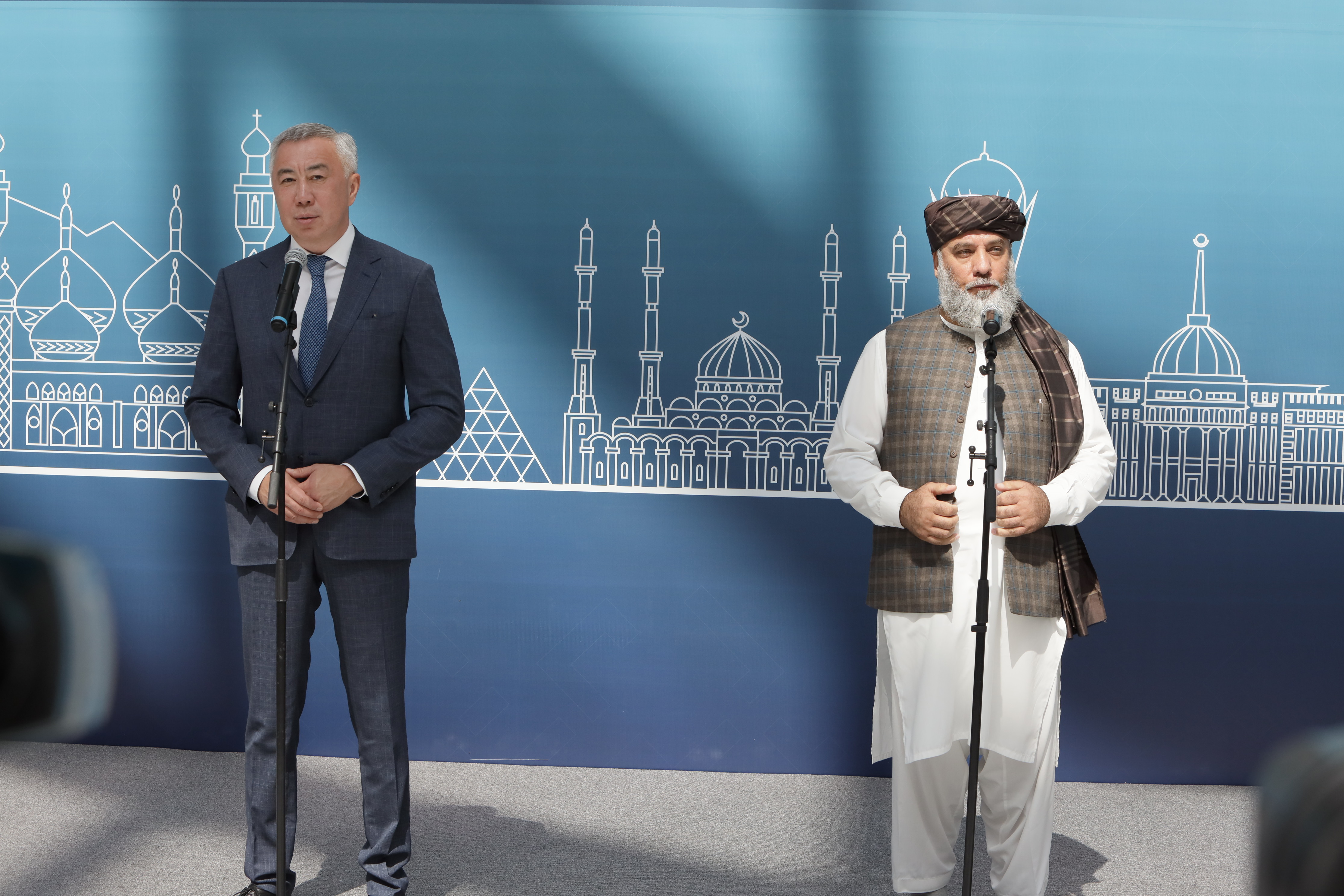 Казахстан и Афганистан намерены расширять торгово-экономическое сотрудничество