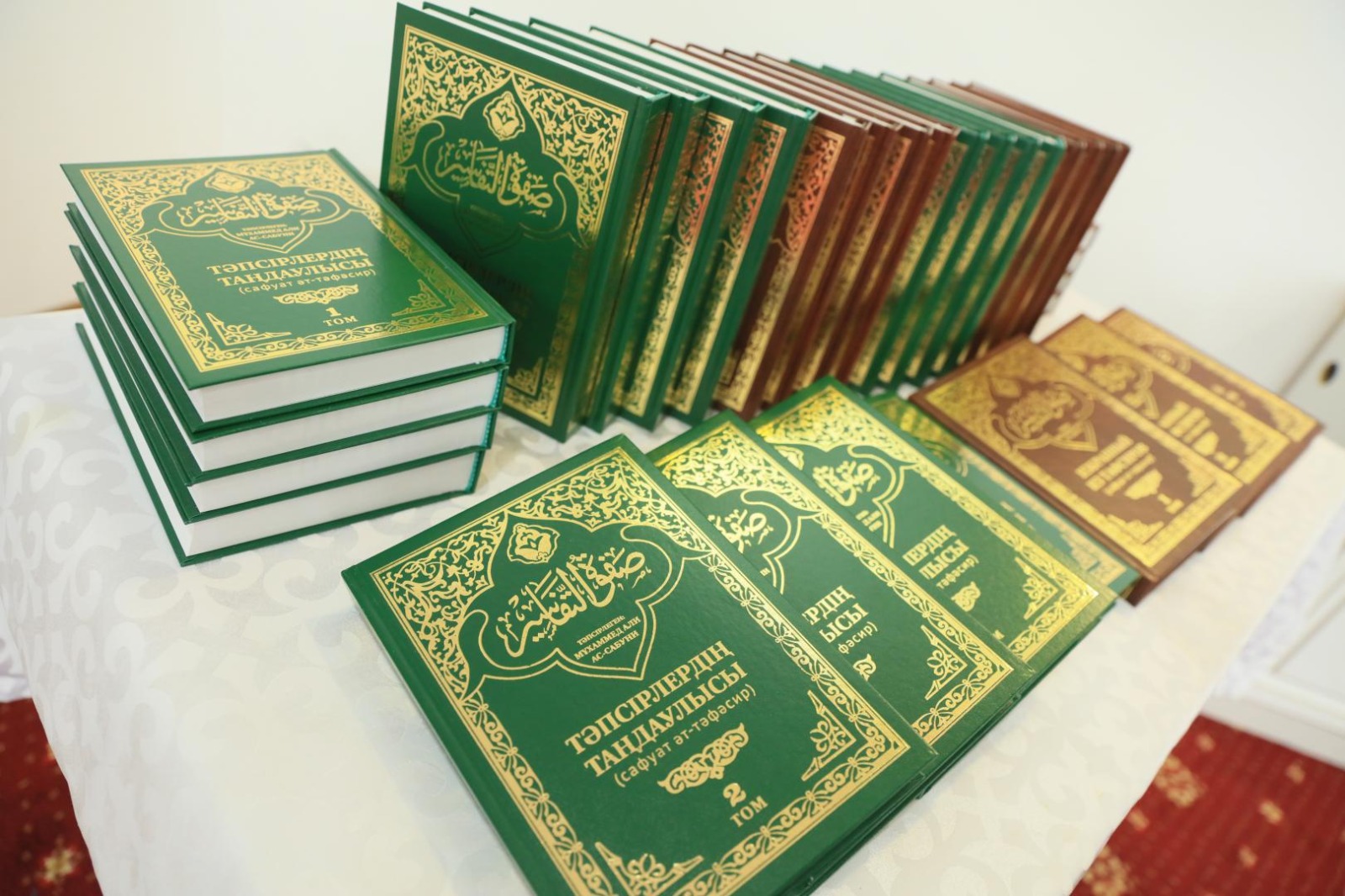 В Алматы обновили список мест для распространения религиозной литературы