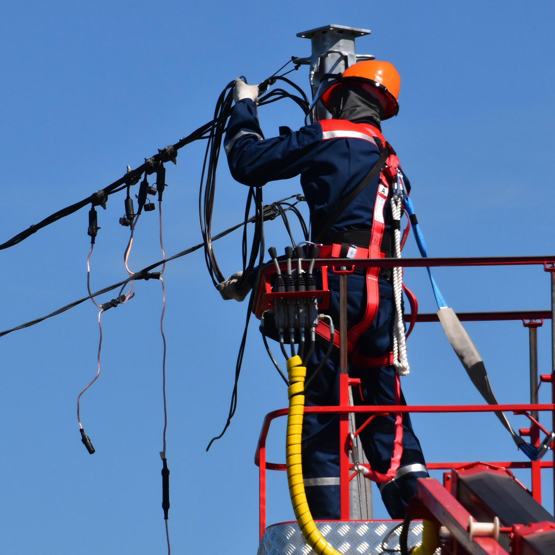 Пресс - релиз по капитальному ремонту электрических сетей Республики