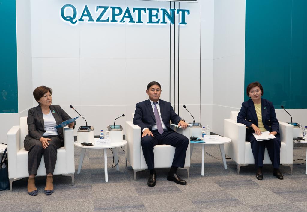 Көру қабілеті бұзылған азаматтарға кітаптардың қолжетімділігі артады