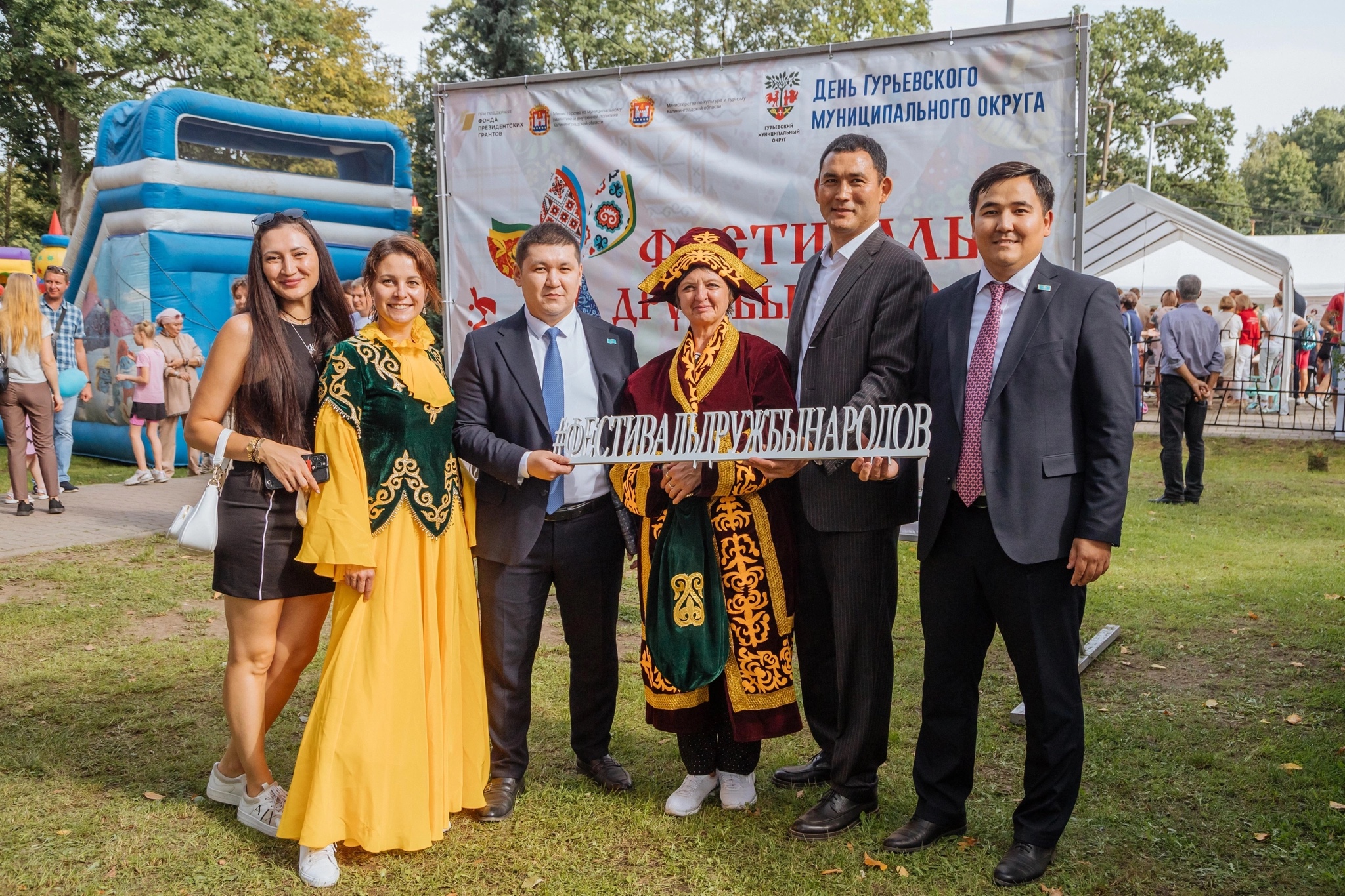 Русские в казахстане. Диаспора казахстана. Диаспоры казахстана. Казахи в россии. Диаспоры казахстана.