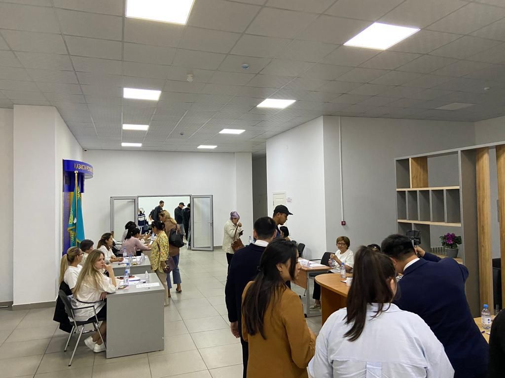 Ақтауда еңбек күніне орай бос орындар жәрмеңкесі өтті