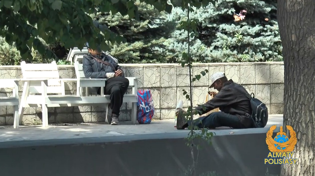 Келли Вагнердің жалаңаш суреттері Қарт әйел туралы секс