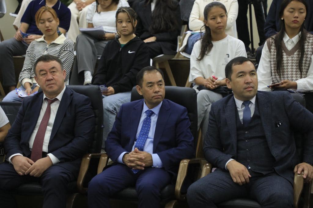 Адал, парасатты жастарды тәрбиелеу - біздің міндетіміз