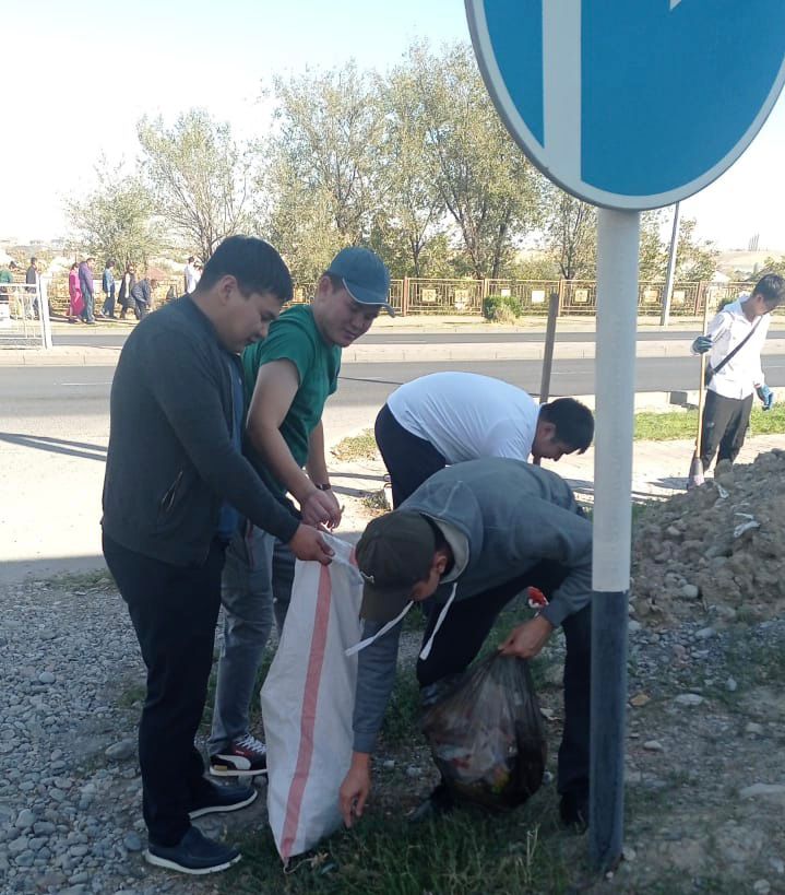 Әділет департаменті қызметкерлері жалпықалалық сенбілікке қатысты