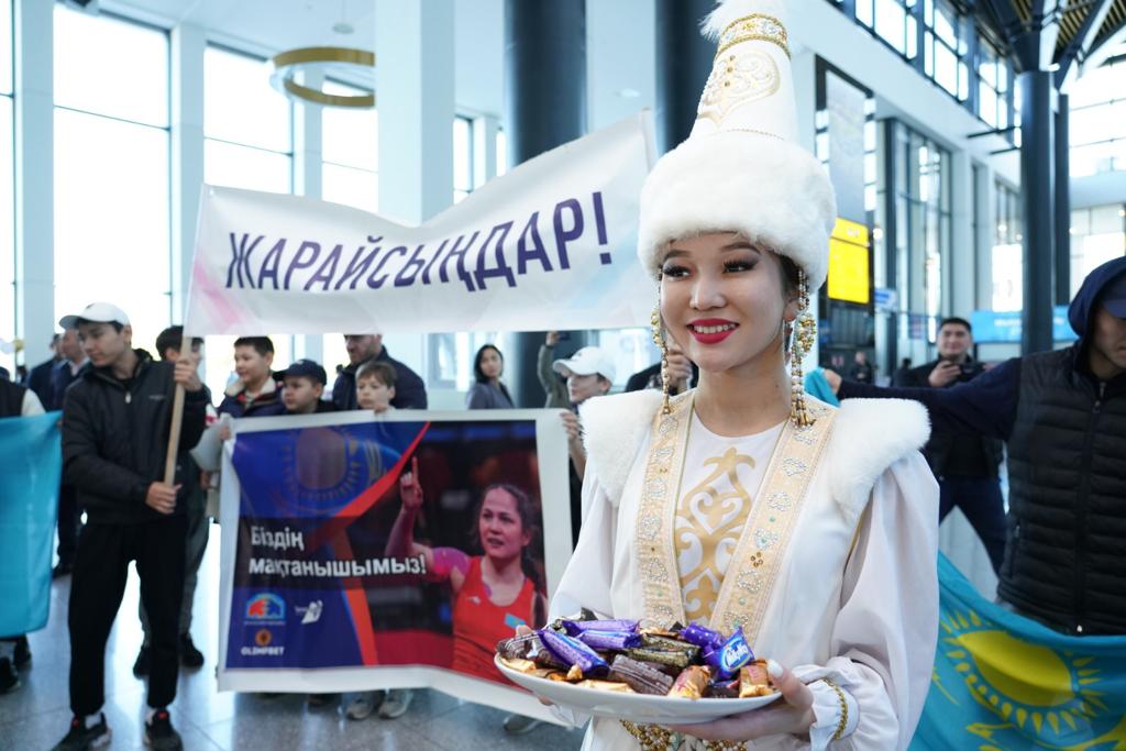 Бронзовый призер чемпионата мира Жамиля Бакбергенова вернулась в страну