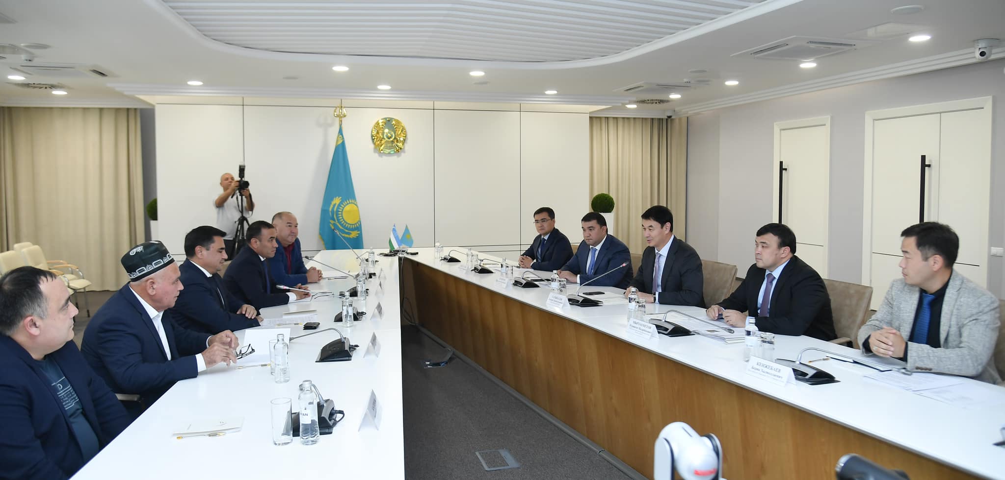 ТҮРКІСТАН: ӨЗБЕКСТАНДЫҚ КӘСІПКЕРЛЕР ЖІБЕК МАТА ӨНДІРМЕК
