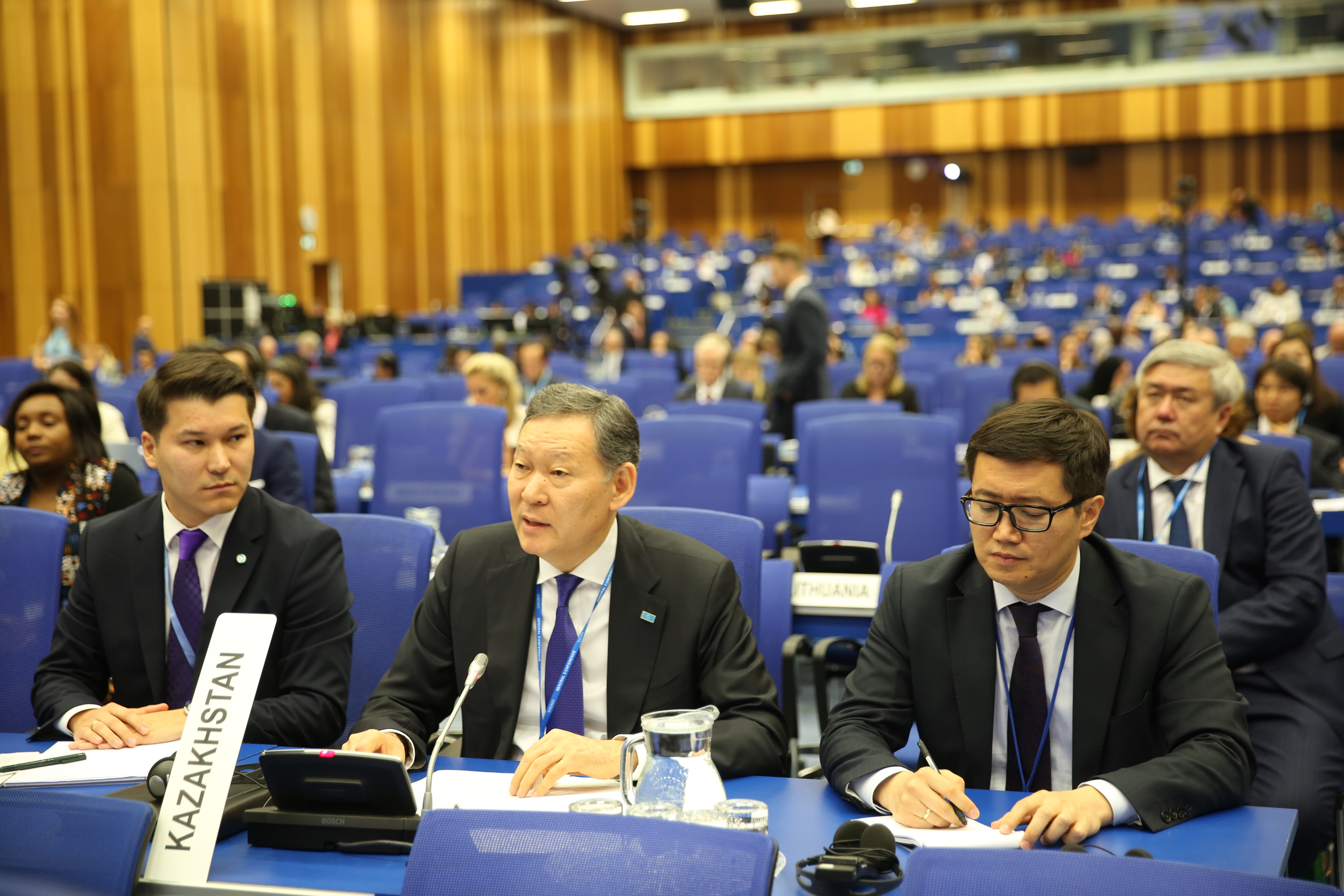 Казахстан добивается суверенного равенства стран в МАГАТЭ