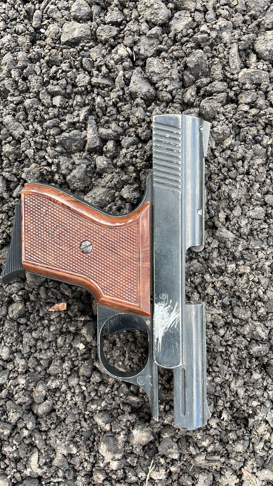 Орыс нағашы әжесін блять Ол тілін терең ұстады