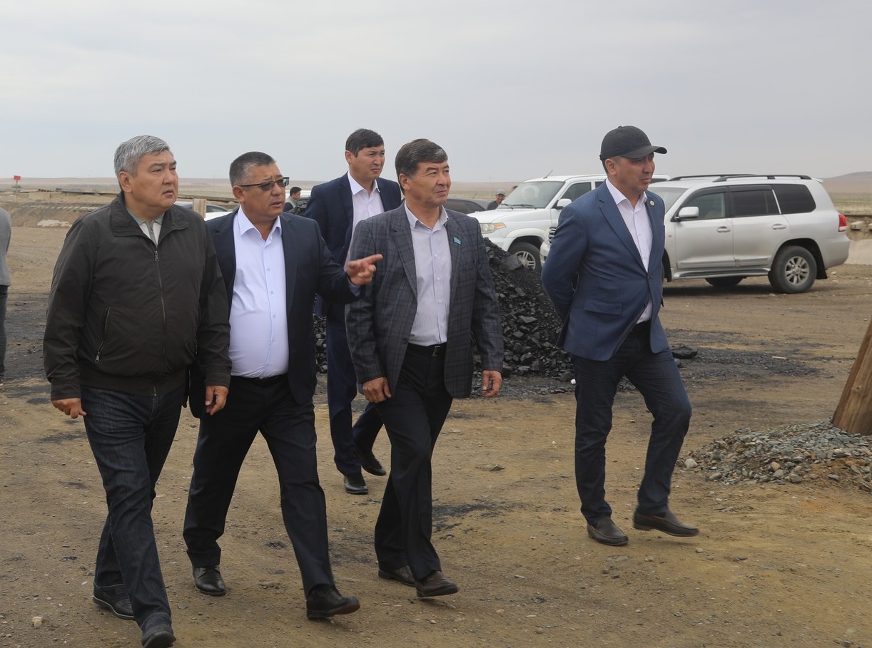 Аким района посетил социальные объекты