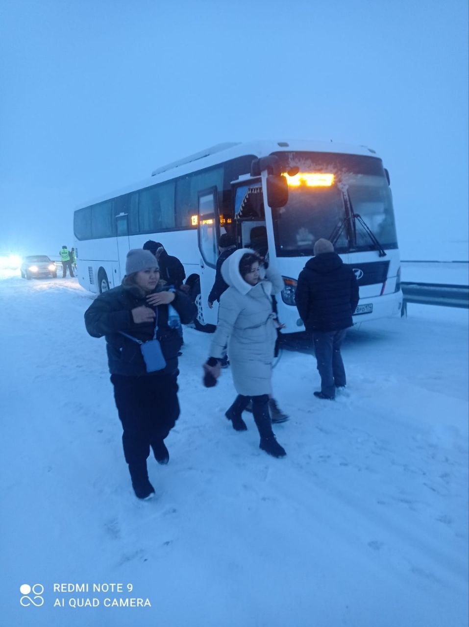 14 человек эвакуированы со сломанного автобуса
