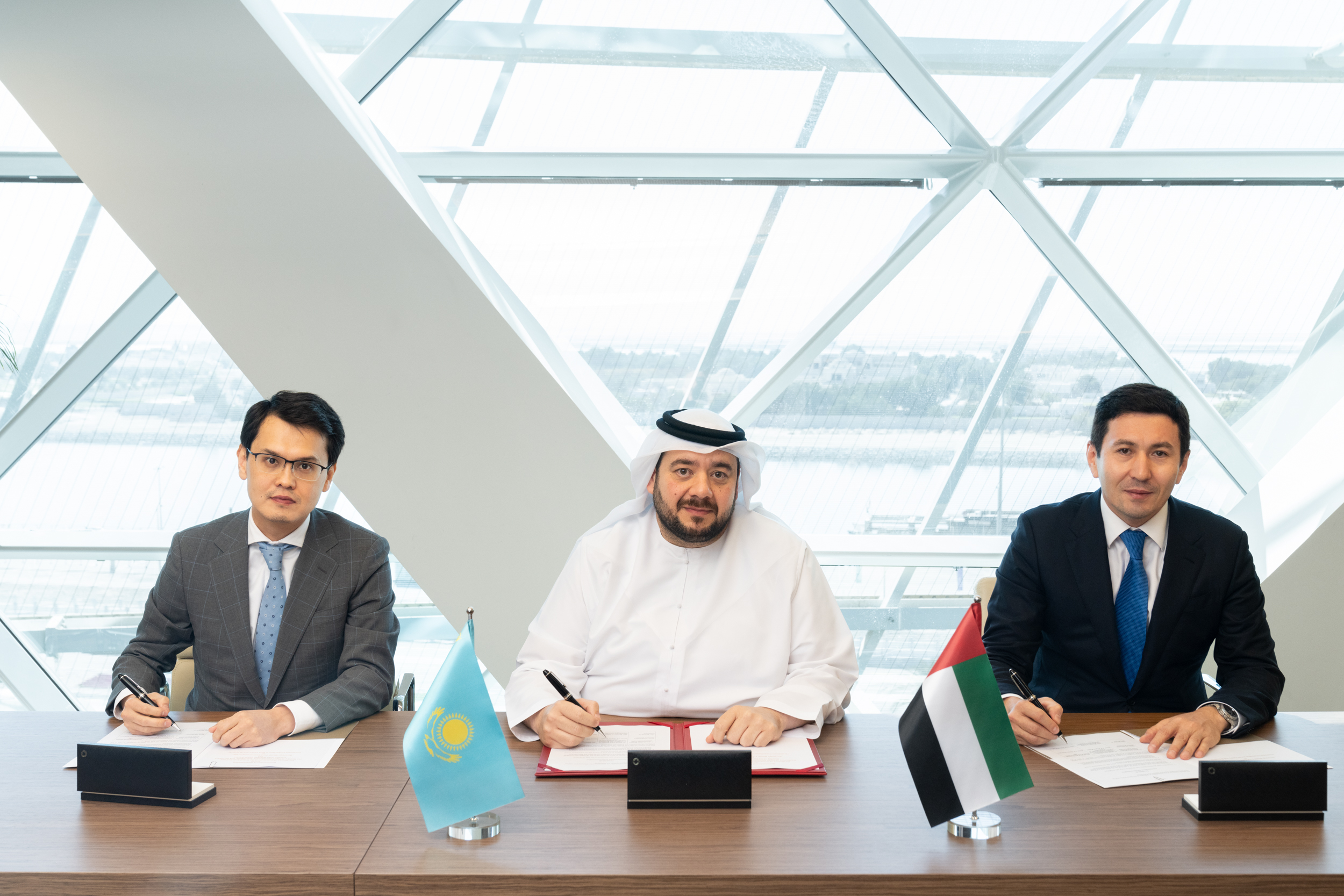 UAE will invest in the construction of data centers in Kazakhstan