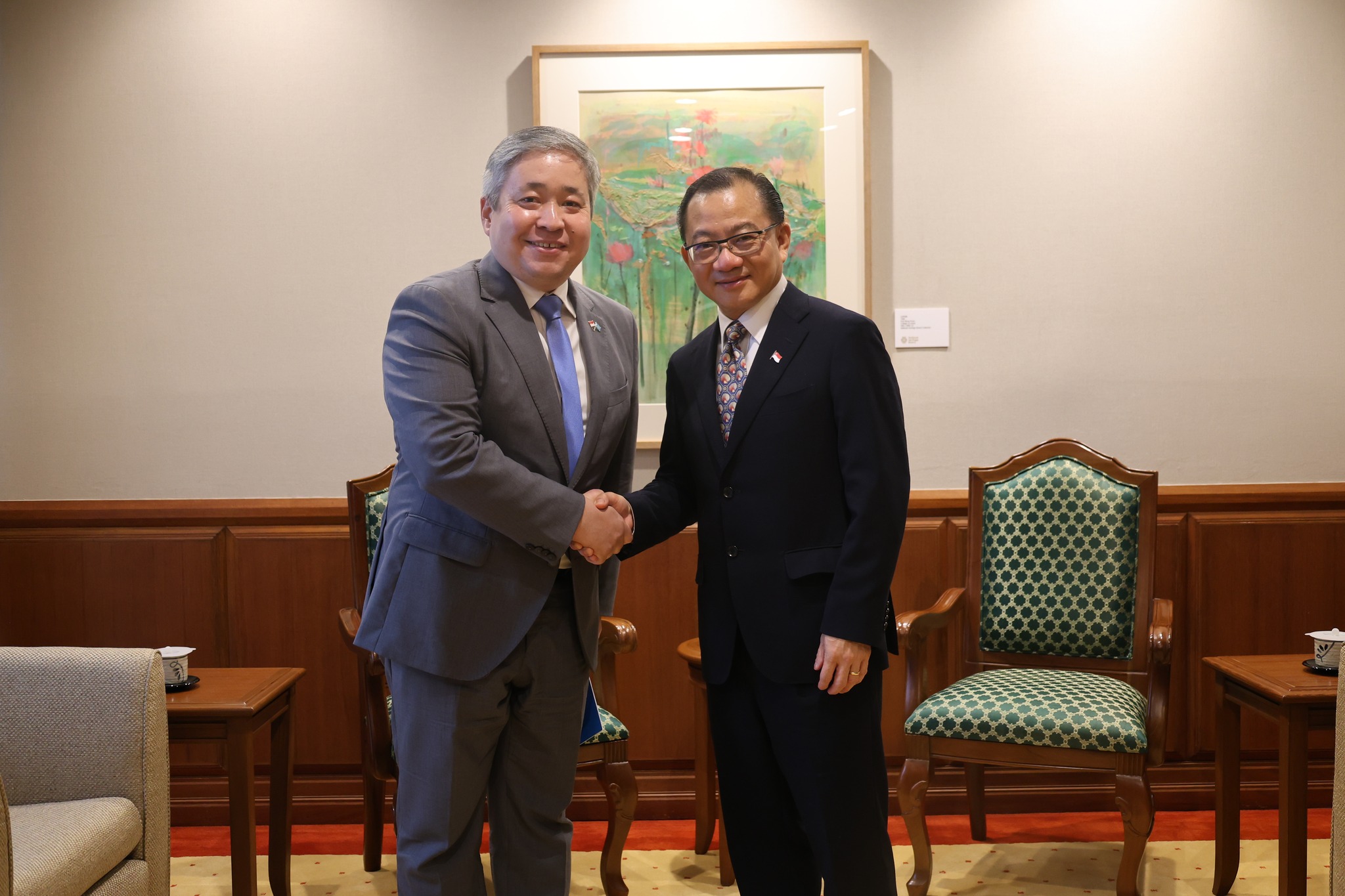 Посол Казахстана провел продуктивные переговоры со Спикером Парламента Сингапура
