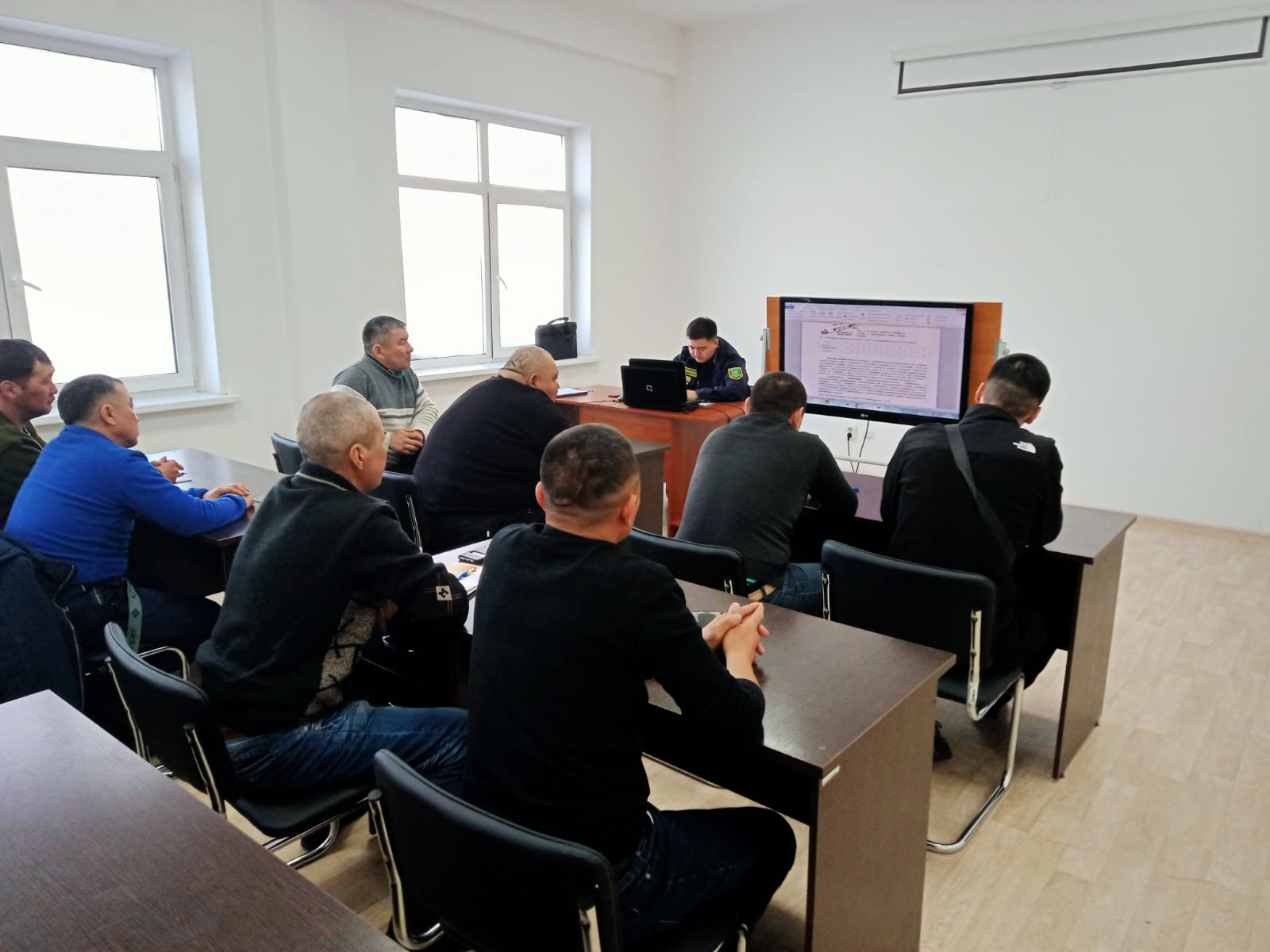 Работник отработал три дня. Работник отработал три дня. Коэффициент отработанных дней для расчета отпуска. Сколько дней отпуска за отработанный месяц. Работник отработал три дня.