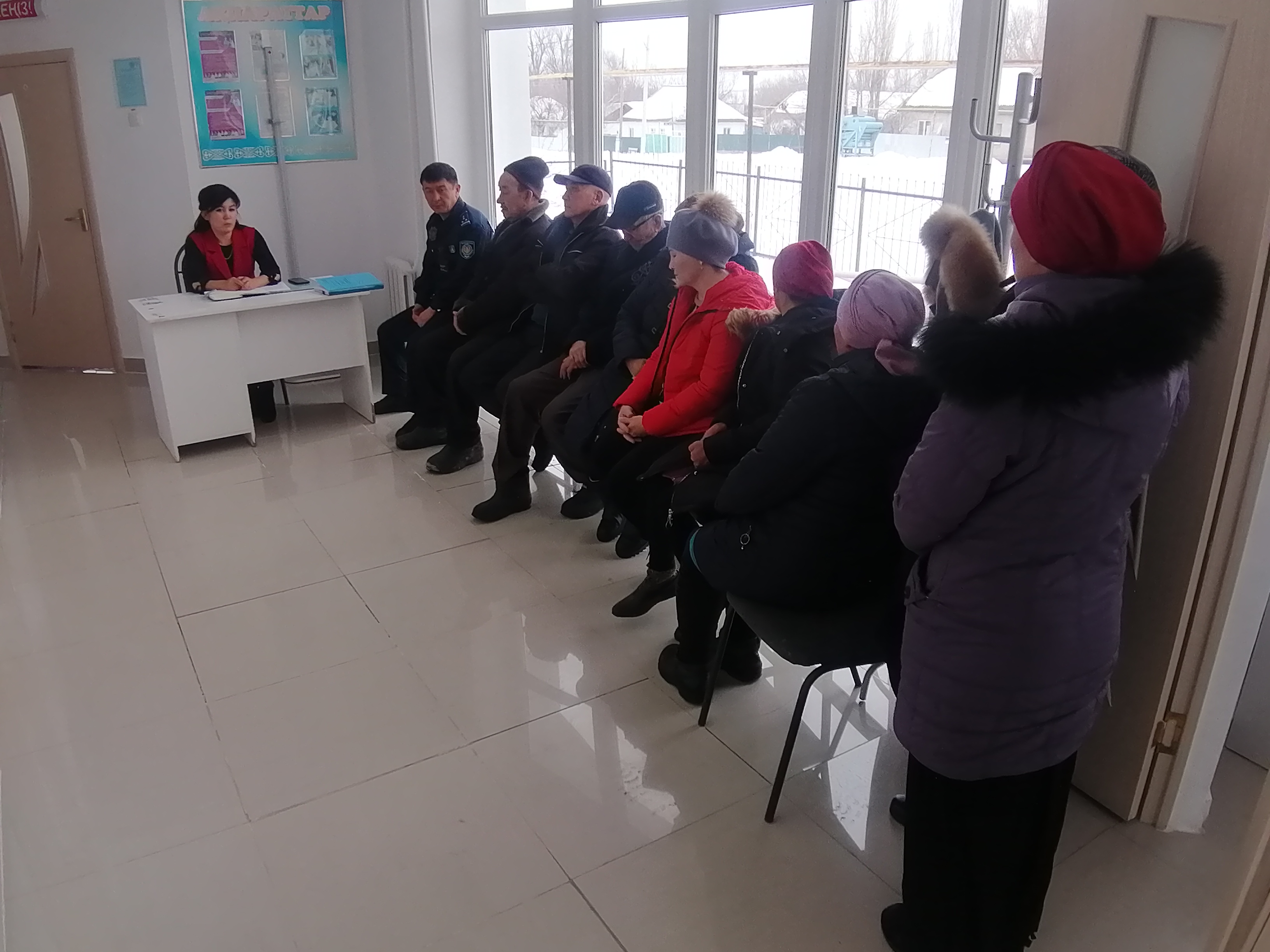 Аким округа провел встречу с жителями села Журимбай