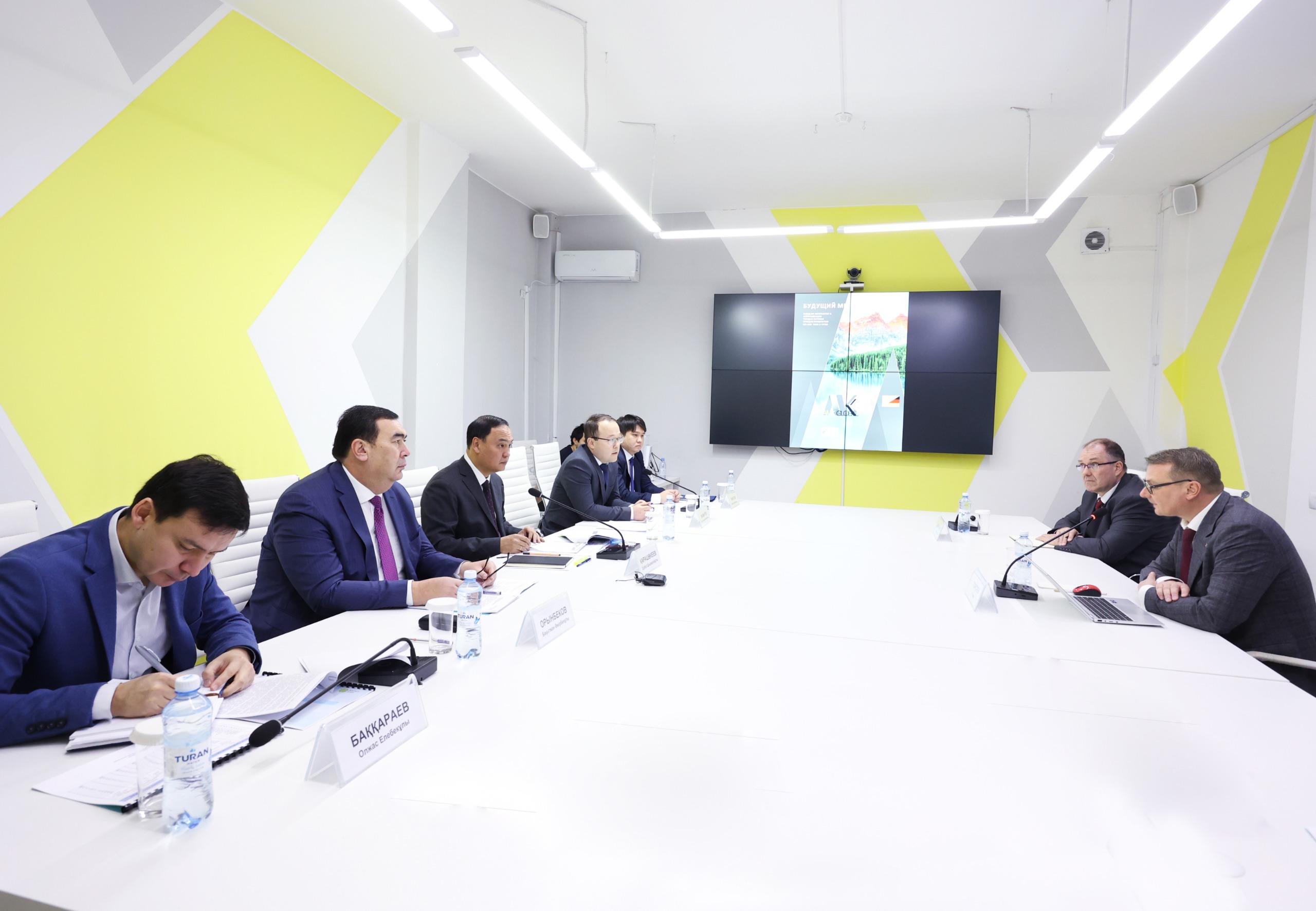 Силикат новоспасское работники предприятия новоблок. Производство строительных материалов в ульяновской области. Строительство нового завода стоит 159 млн. Завод рмк саратов. Стройка завода.