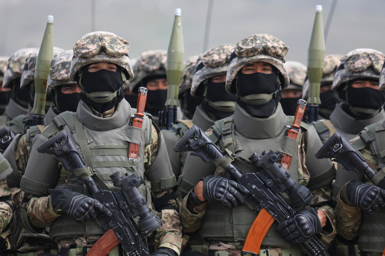 Ряды казахстанской армии пополнят офицеры запаса