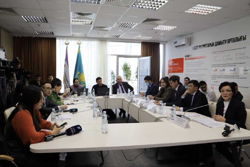 С. Жақыпова журналистерді жұмыспен қамтудың цифрлық экожүйесімен таныстырды