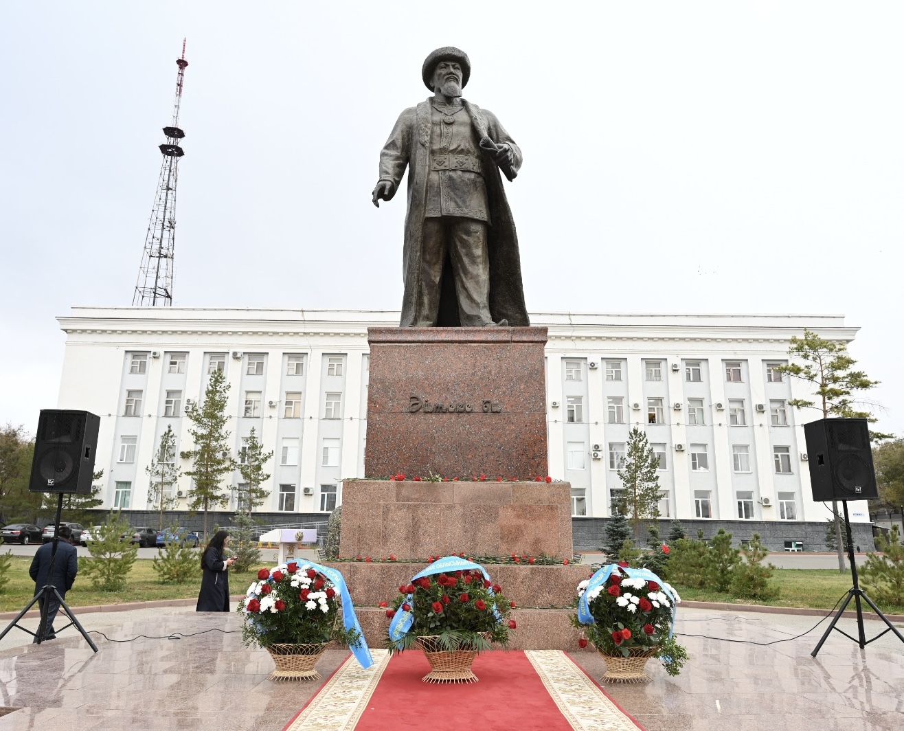 В Актюбинской области началось празднование 380-летия Айтеке би Байбекулы