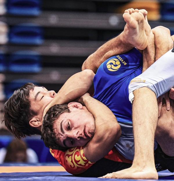 Эротикалық киімдегі секс порнофотосуреттері