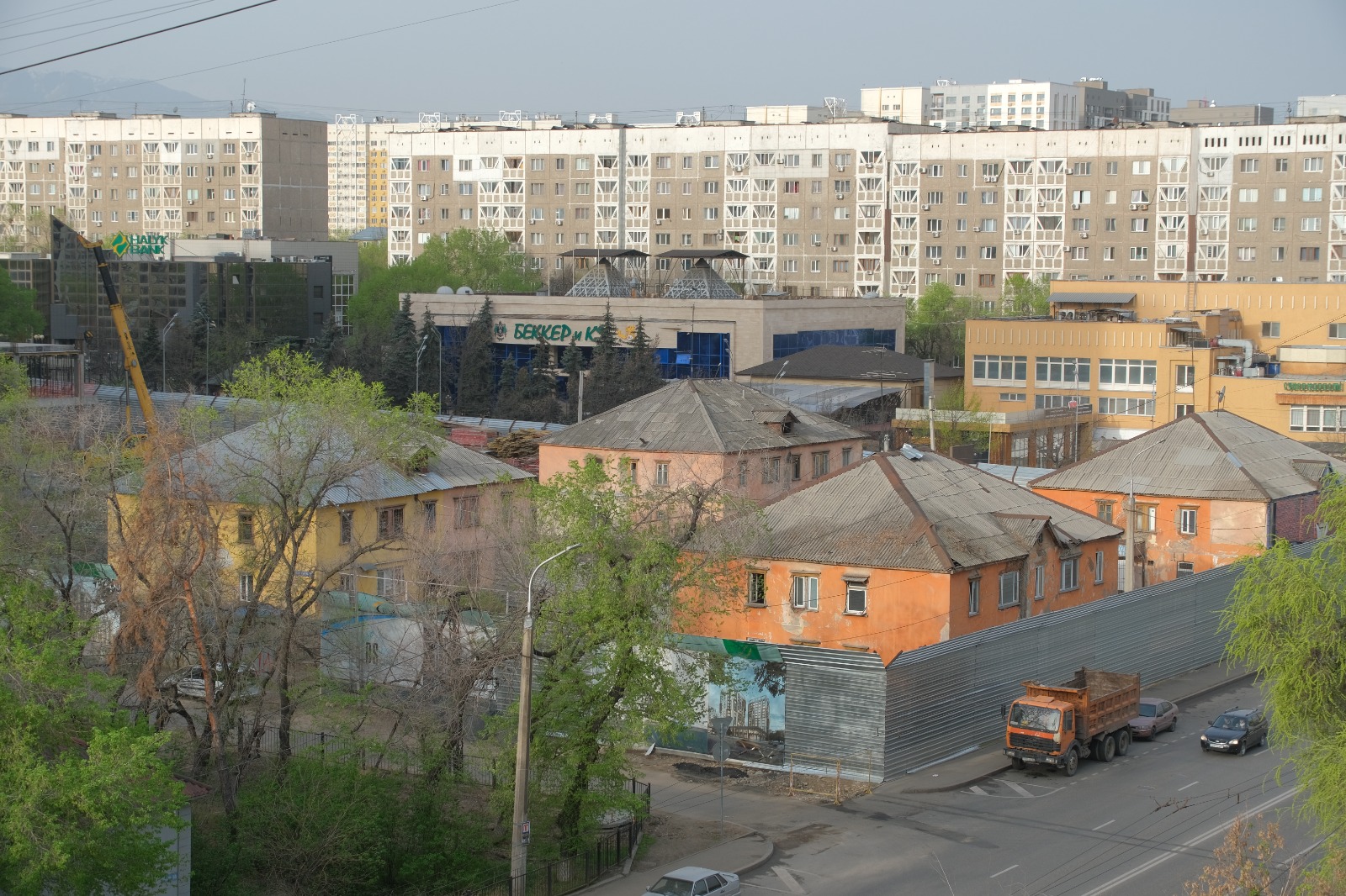 Реновация бағдарламасы: Алматыдағы ескі үйлердің 40%-дан астамы Түрксіб ауданында орналасқан