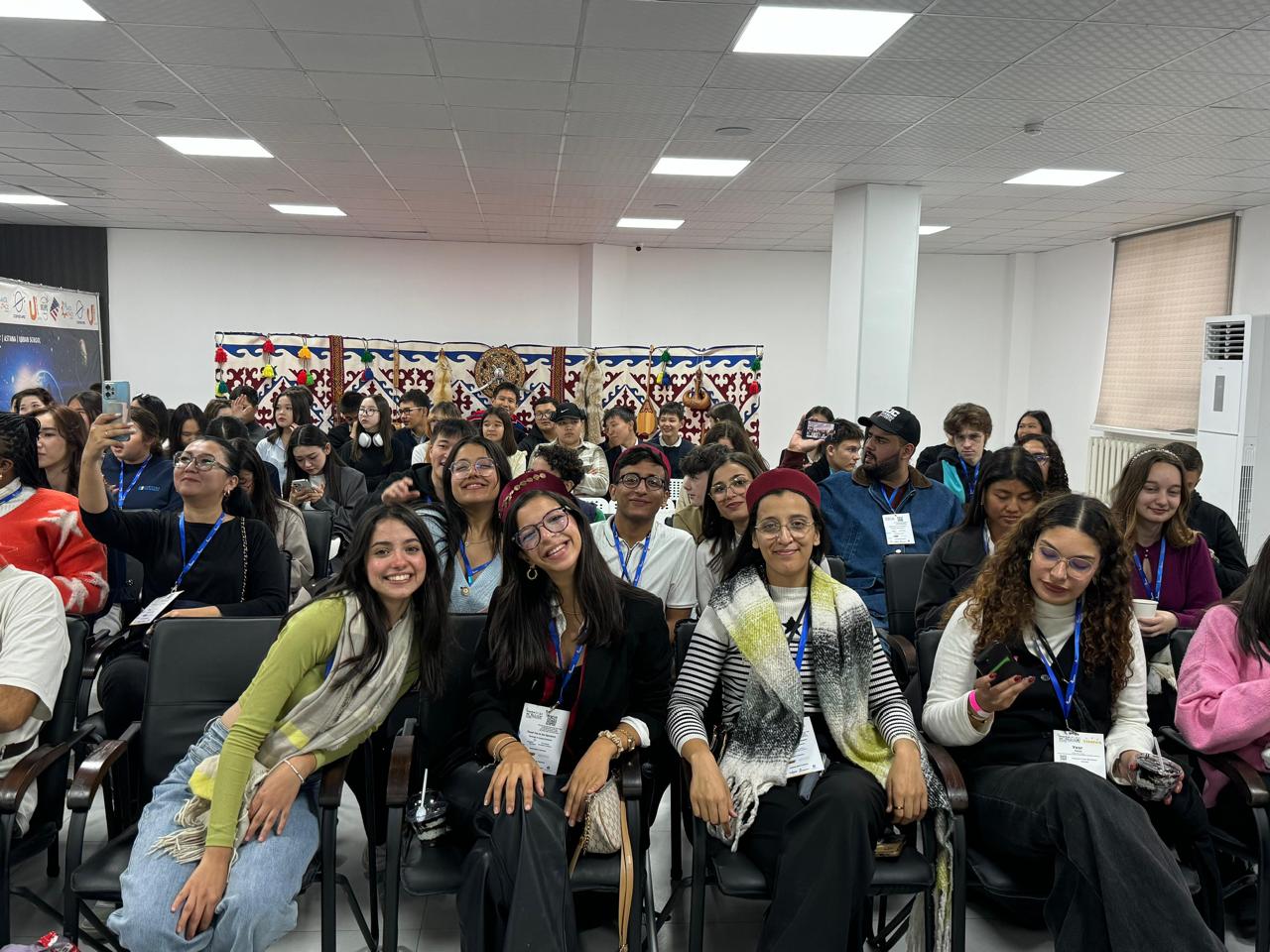 Enactus халықаралық қонақтары елордалық колледжге барды