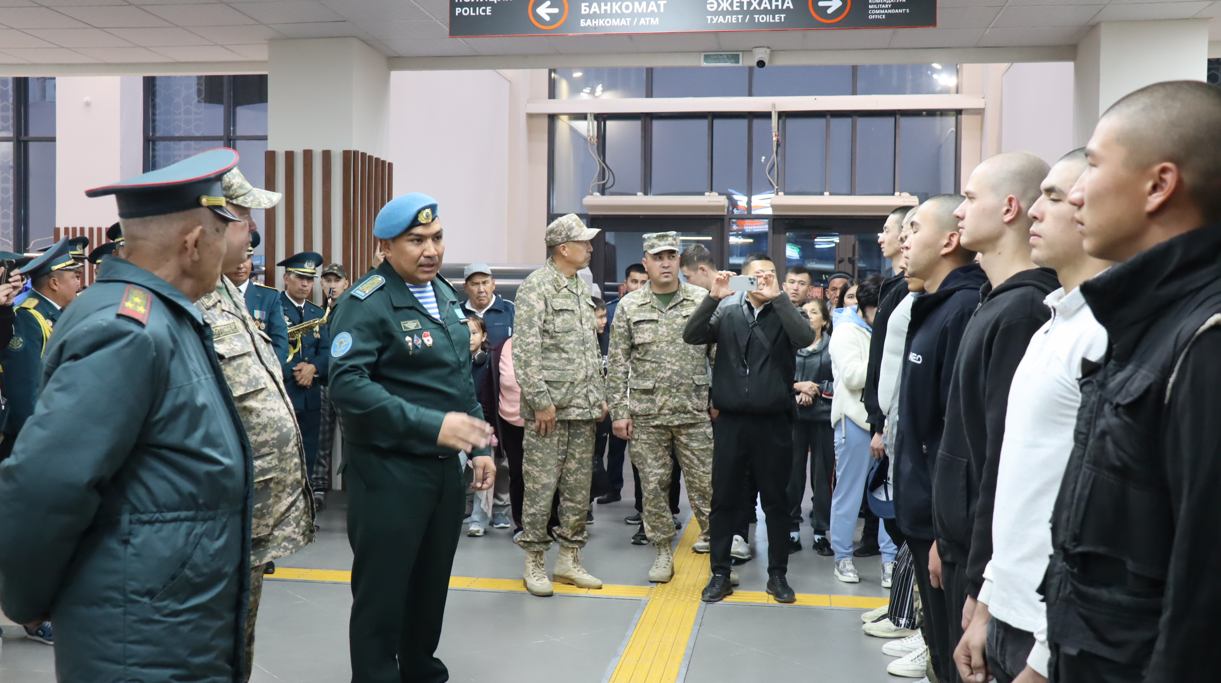 В Шымкенте прошли торжественные проводы  новобранцев в армию