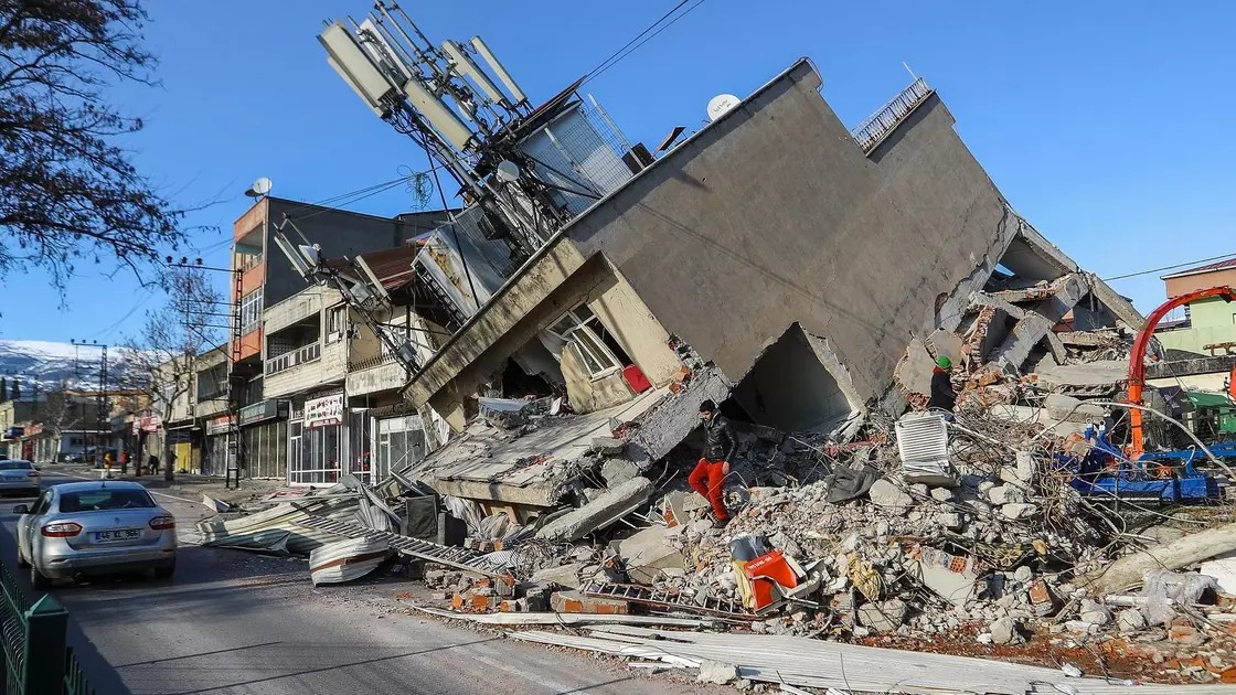 Жер сілкінісі кезінде қауіпсіздік шаралары