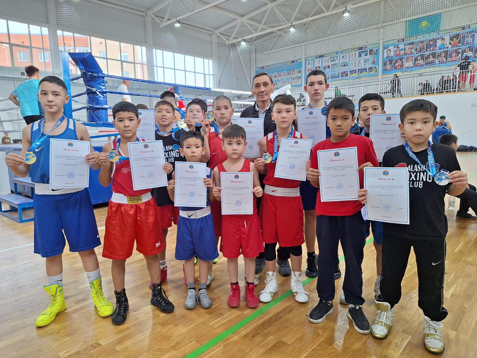 Юные боксеры завоевали девять медалей в республиканском турнире