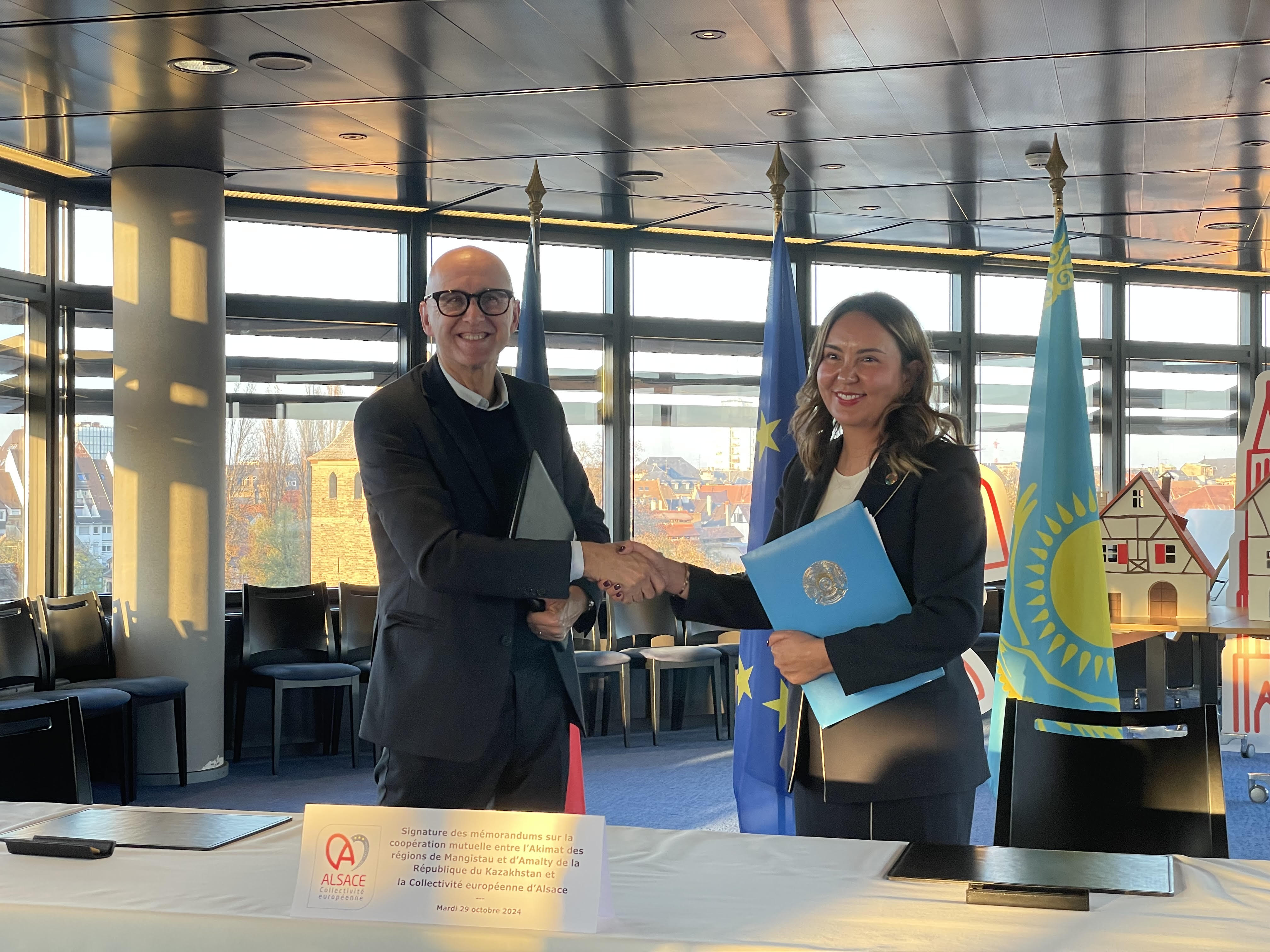 Aktau, Konaev, Strasbourg : développement du tourisme dans les régions du Kazakhstan et de la France