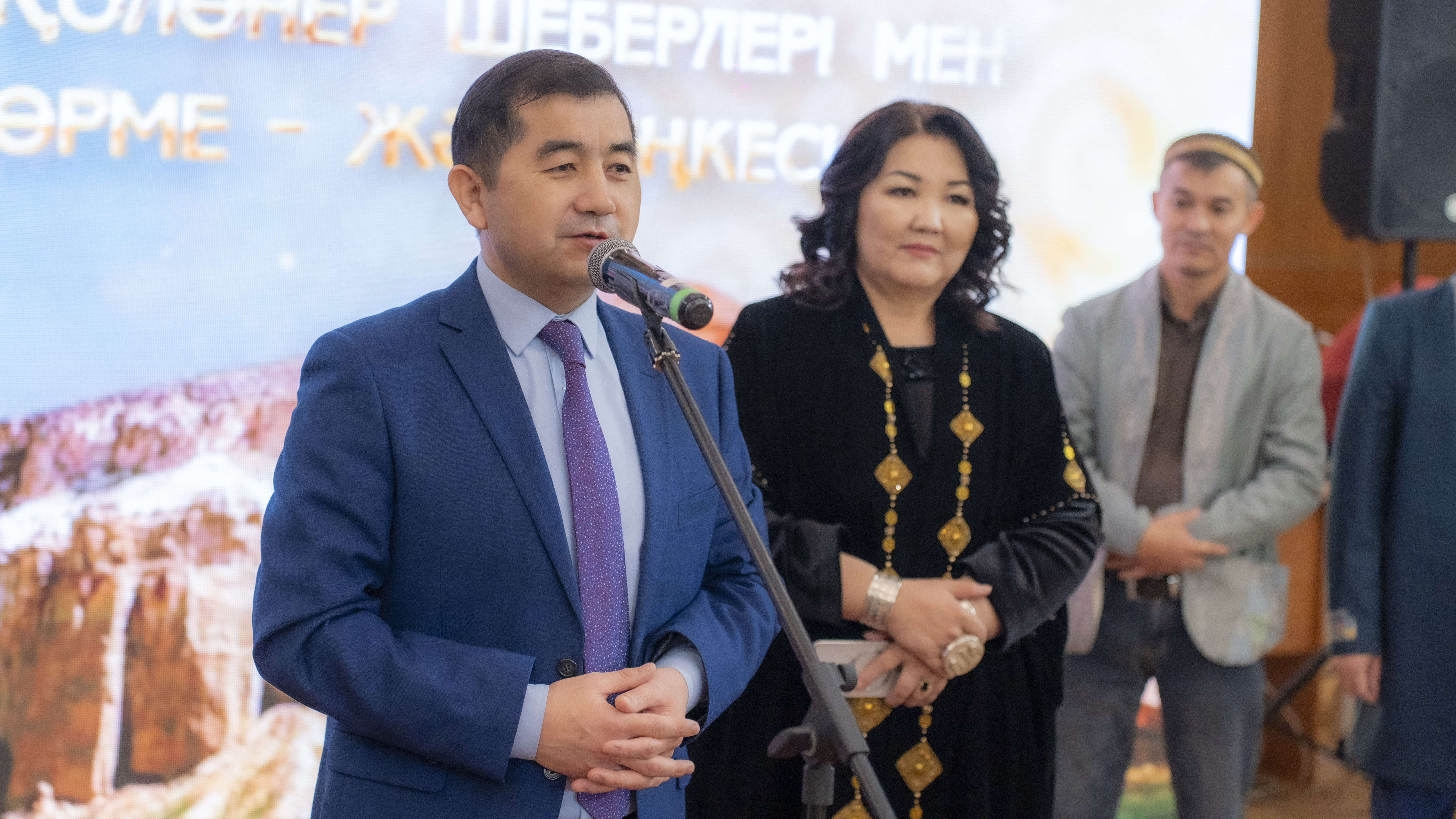 Креативті индустрияны дамыту мақсатында Шығыс Қазақстан облысы Өскемен қаласында өтетін суретшілер мен қолөнер шеберлерінің  көрме-жәрмеңкесінің