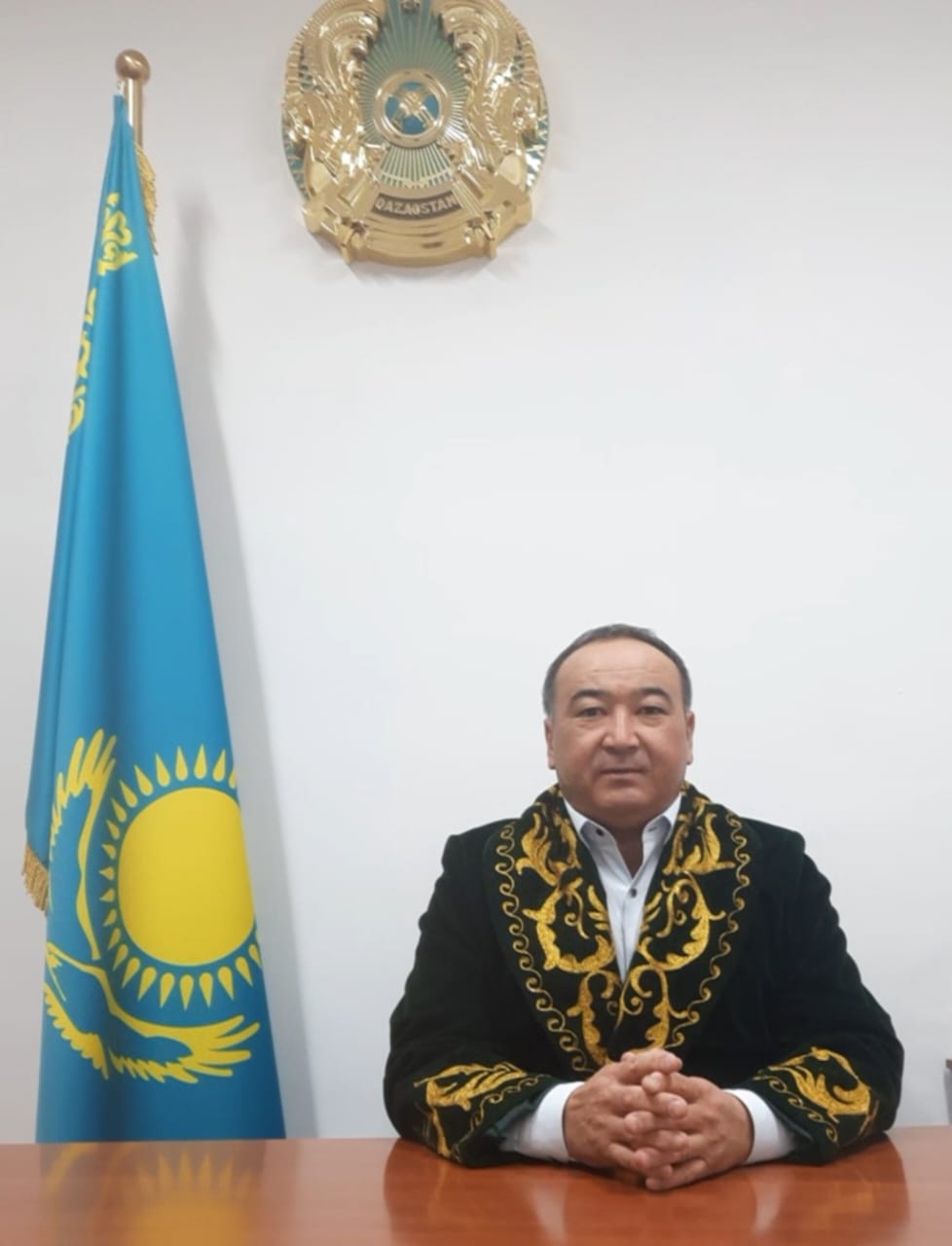 25 қазан - Қазақстан Республикасы күні.