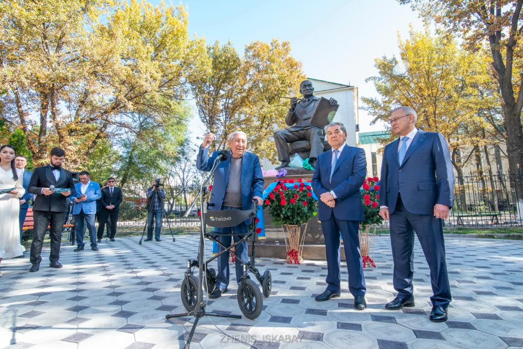 Выступающие