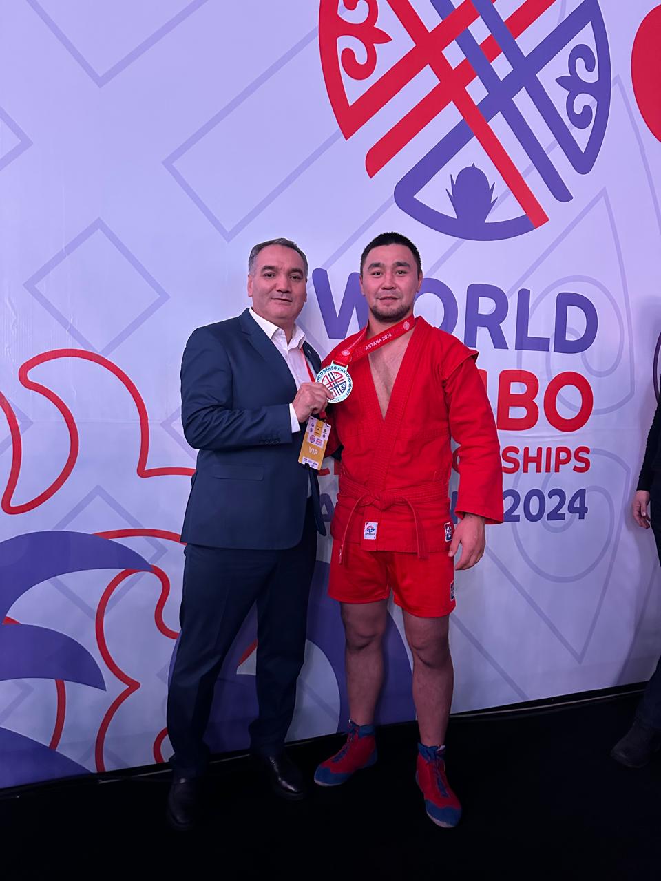 Ұландықтар әлем чемпионатында күміс медаль жеңіп алды