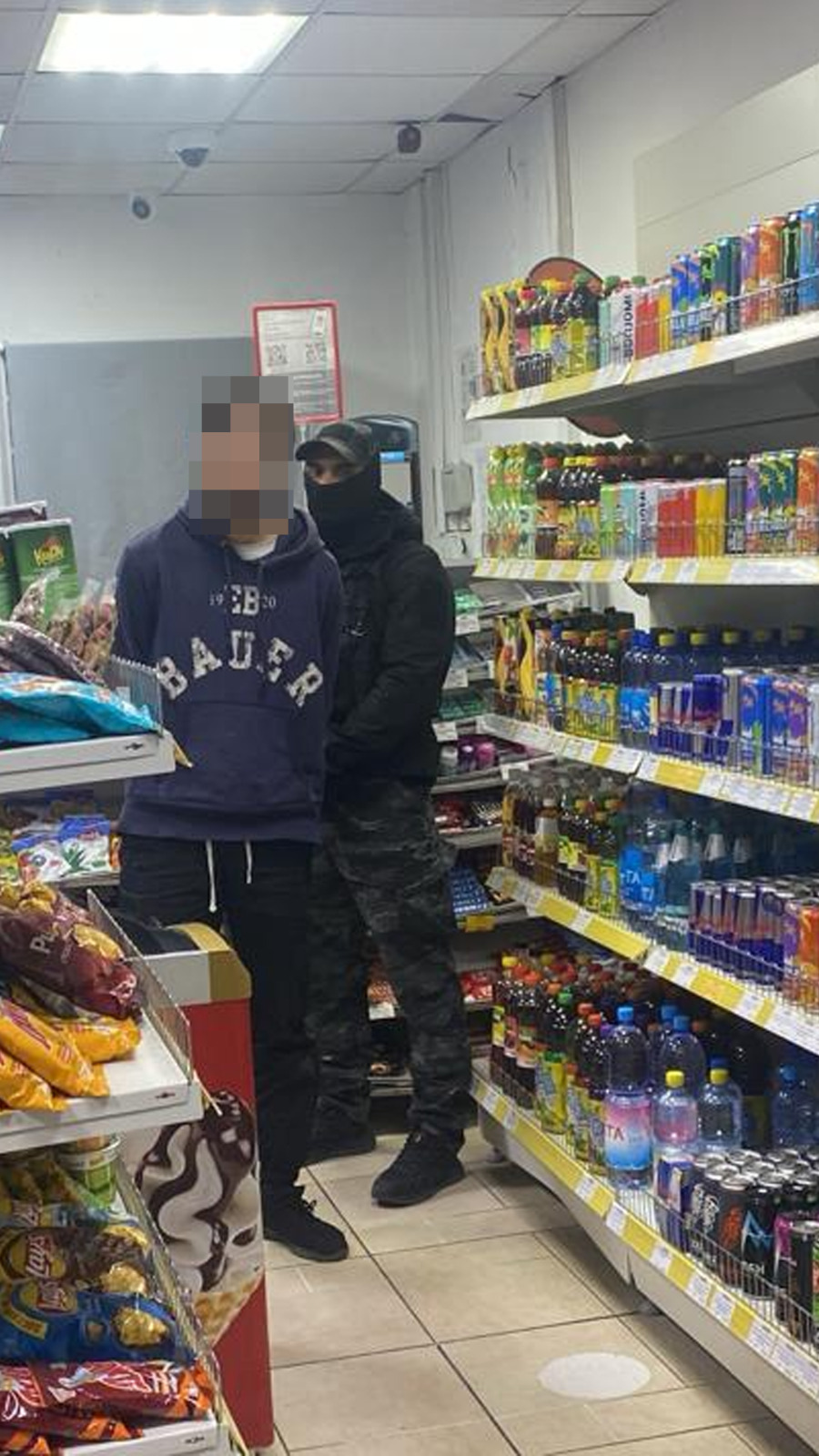 Петропавловец с девушкой задержаны по подозрению в сбыте наркотиков