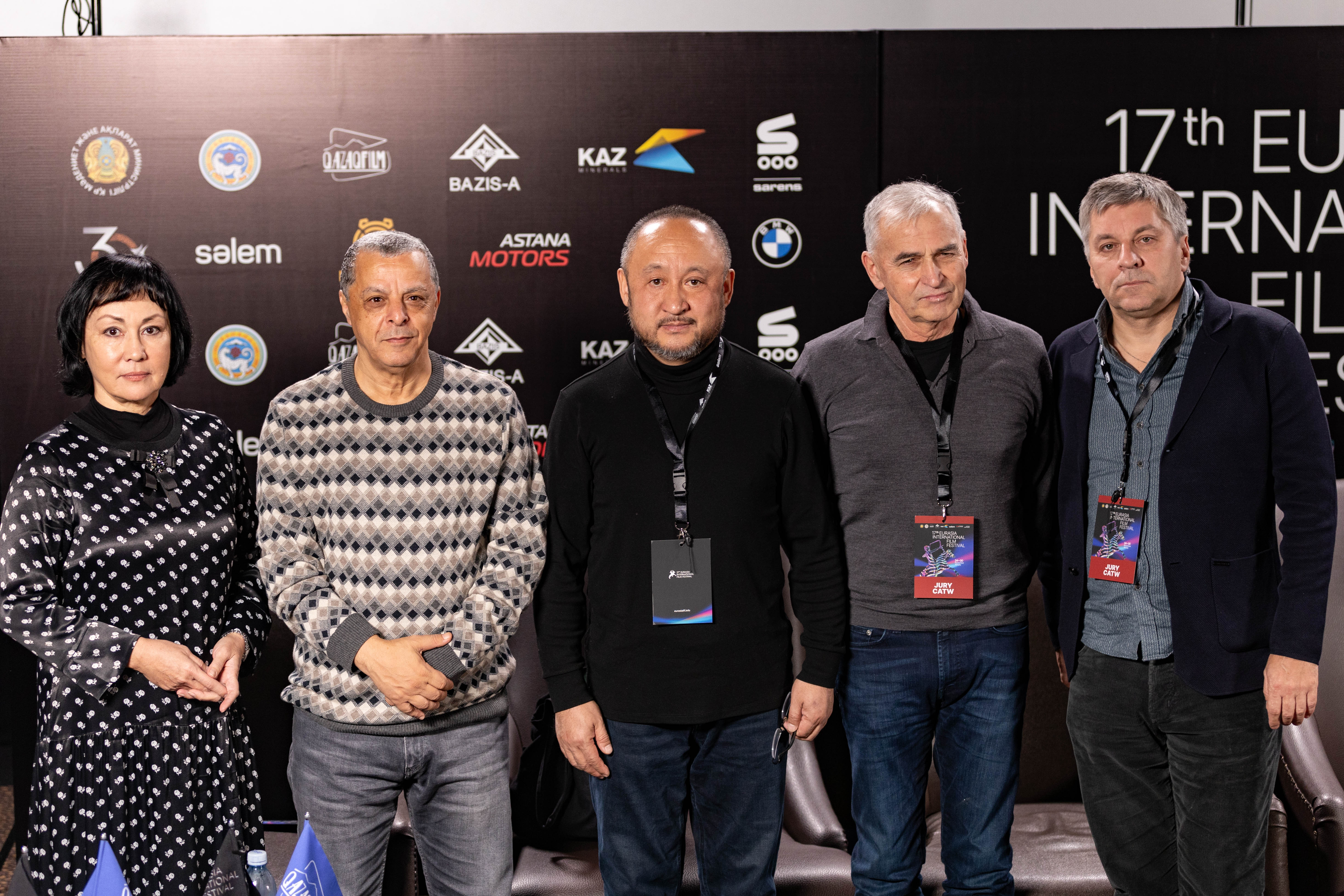 Киноның биік шыңы: Ли Баохуа «Еуразия» фильмдерінен не күтеді?