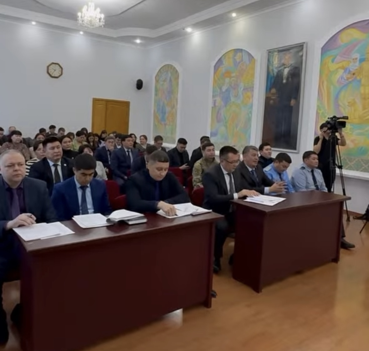 О работе по созданию единого архитектурного облика и ремонт фасадов многоквартирных жилых домов