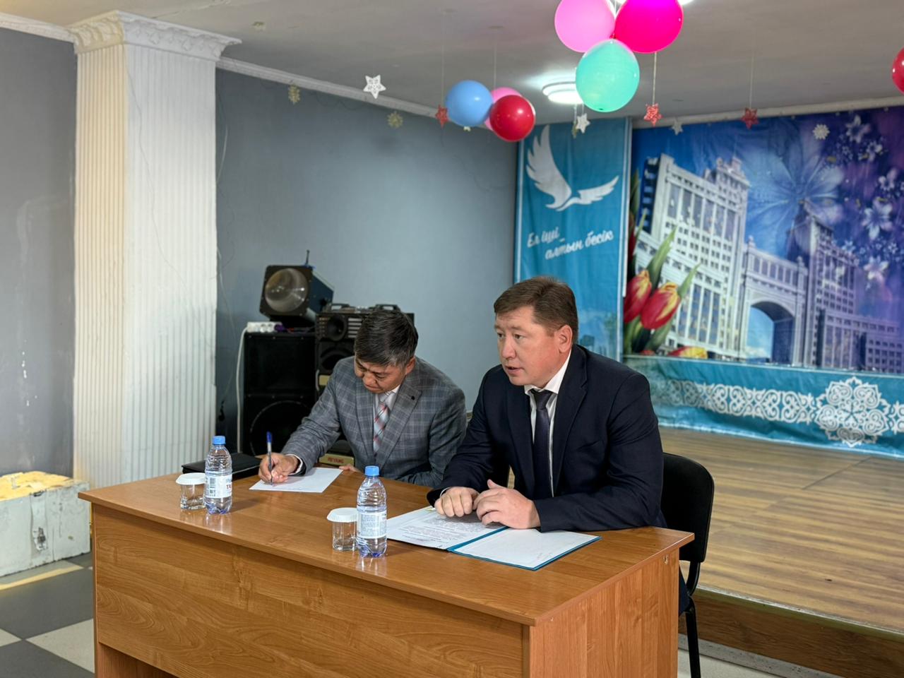 Регулярная встреча акима района с населением в селе Знаменка