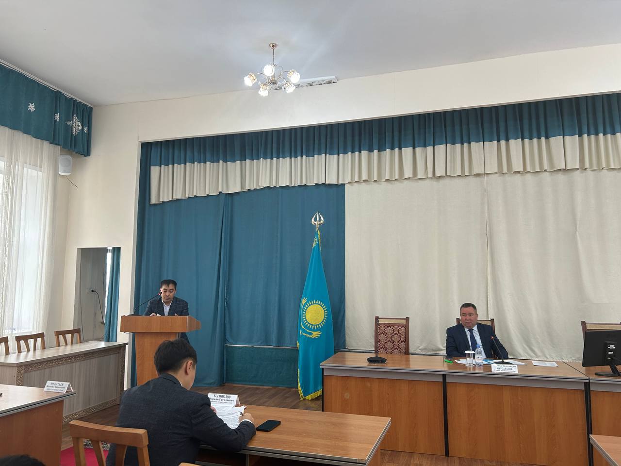Қалә әкімдігінде қоқыс шығаруға келісімшарт жасау мәселесі қаралды