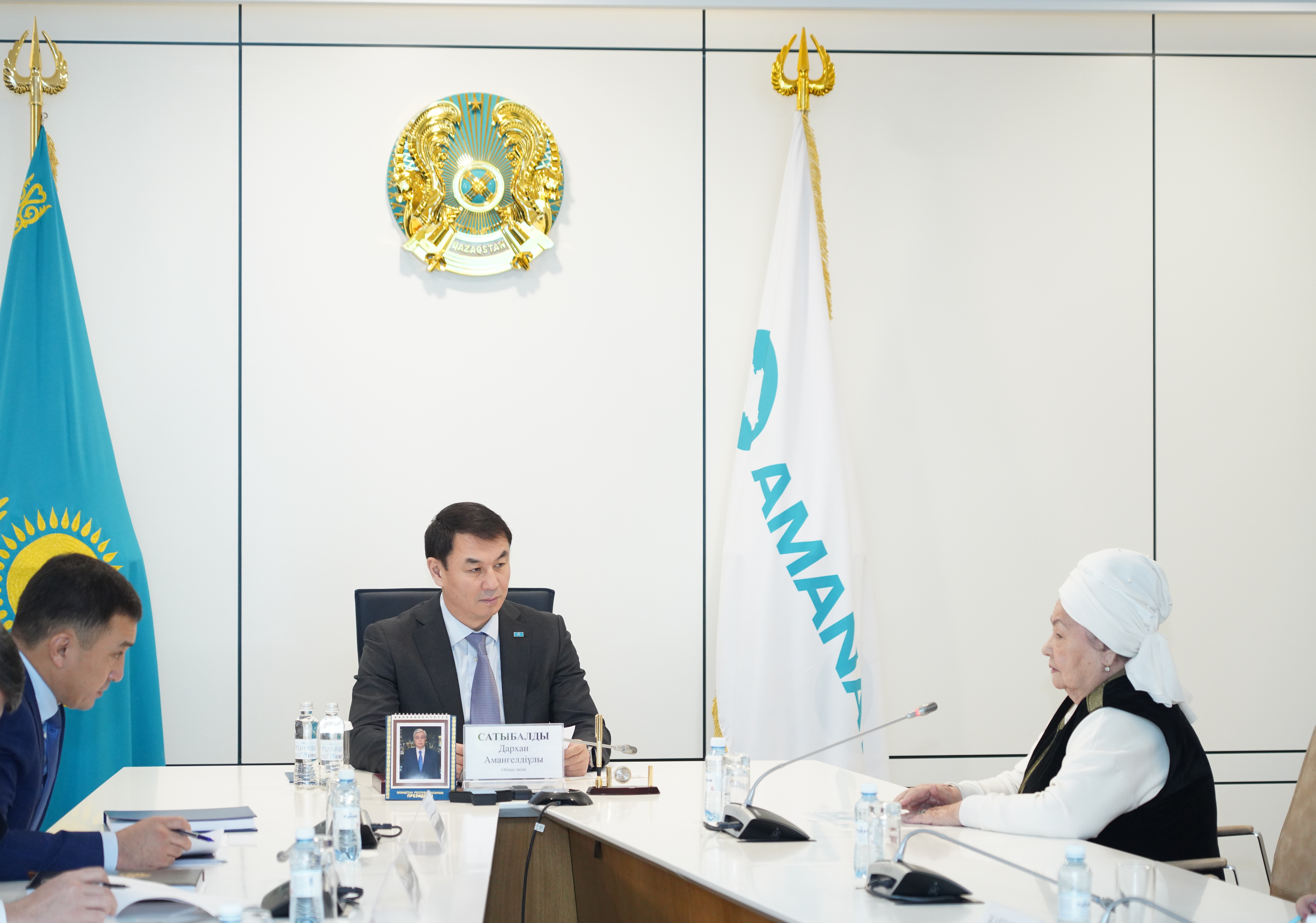 ДАРХАН САТЫБАЛДЫ ОБЛЫС ТҰРҒЫНДАРЫН ЖЕКЕ ҚАБЫЛДАДЫ